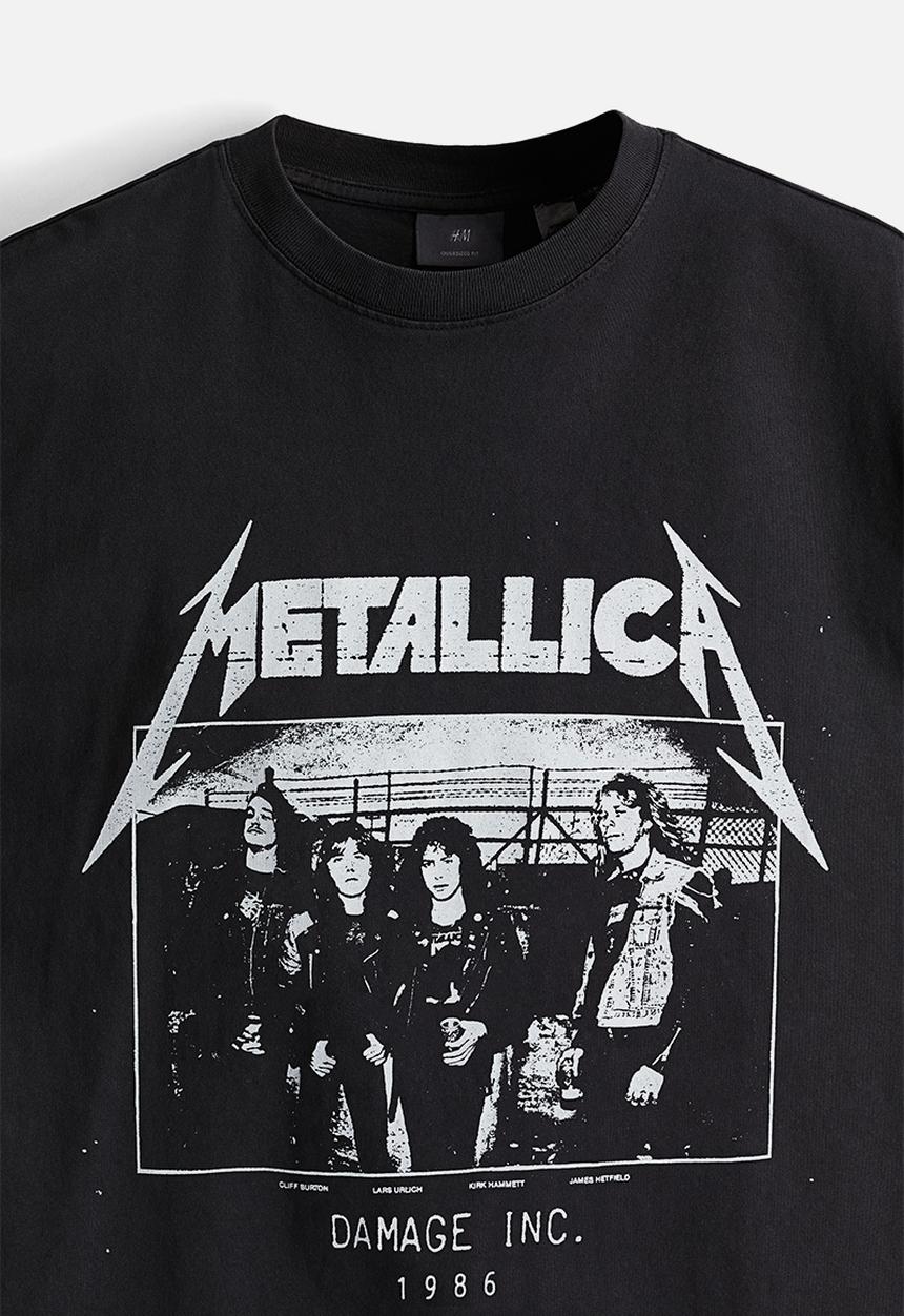 Oversized fit t-shirt - black/metallica - 1159823054