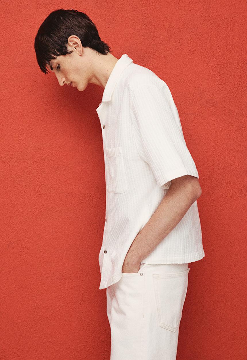 H&M - Regular fit textured resort shirt - white