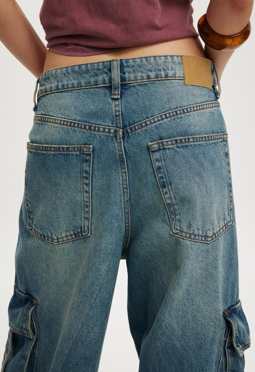 Cotton On - Boyfriend super baggy cargo jean - otis blue