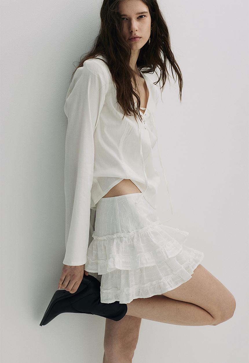 H&M - Embroidered tiered skirt - cream