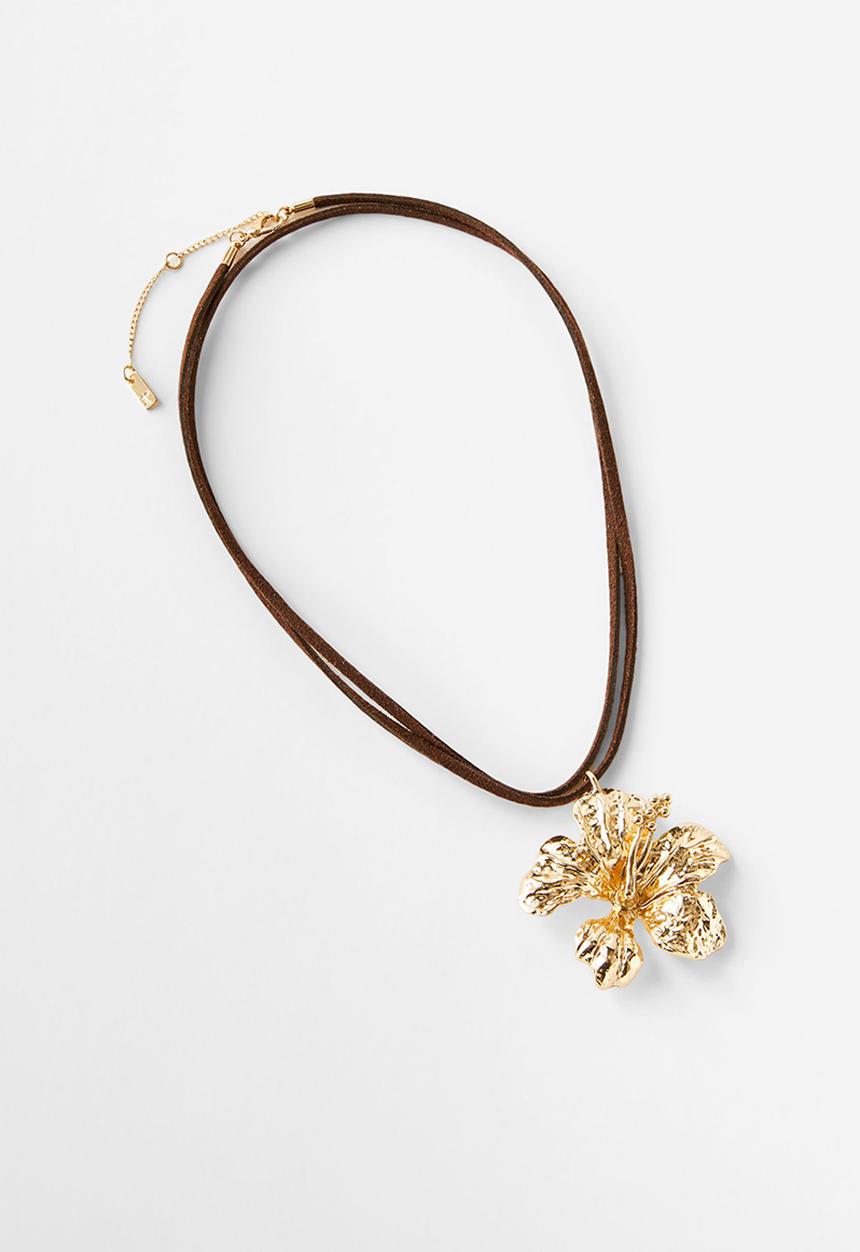Rubi - Cord pendant necklace- up gold flower brown