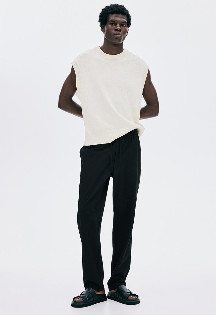 H&M - Slim fit tailored joggers - black