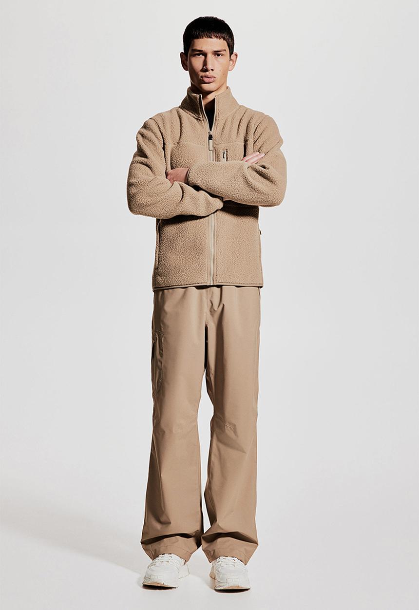 H&M - Regular fit teddy sports jacket - beige