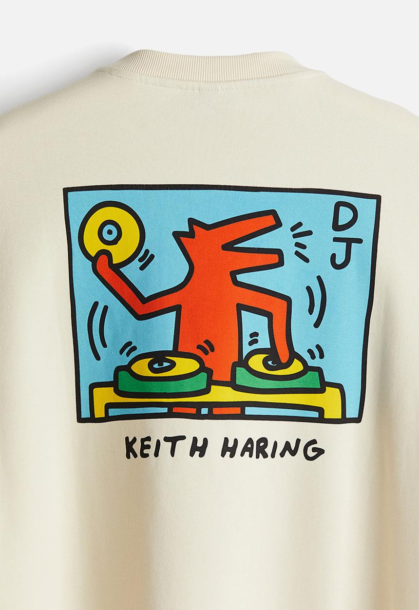 H&M - Loose fit sweatshirt - light beige keith haring