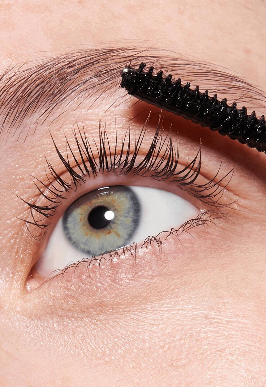 Catrice - Curl Freeze Lash Styling Gel  - 010 Milky Black Tint