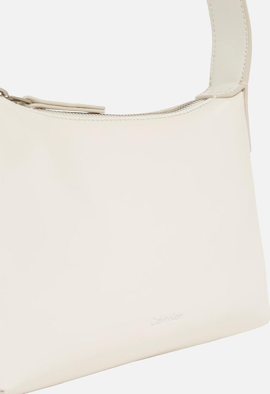 Calvin Klein - Hardware handle mini bag- chalk