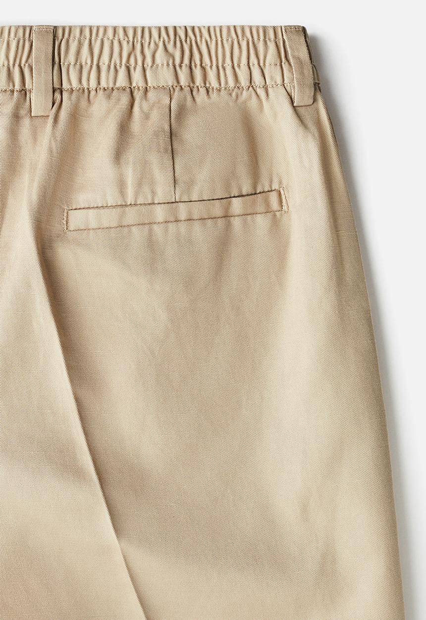 H&M - Regular fit crease-leg shorts - beige