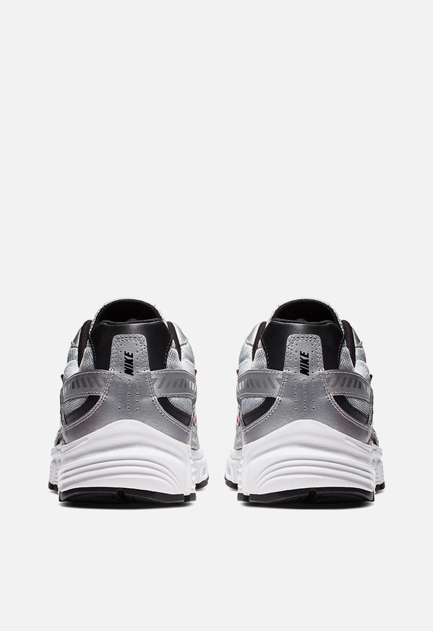 Nike - Nike Initiator