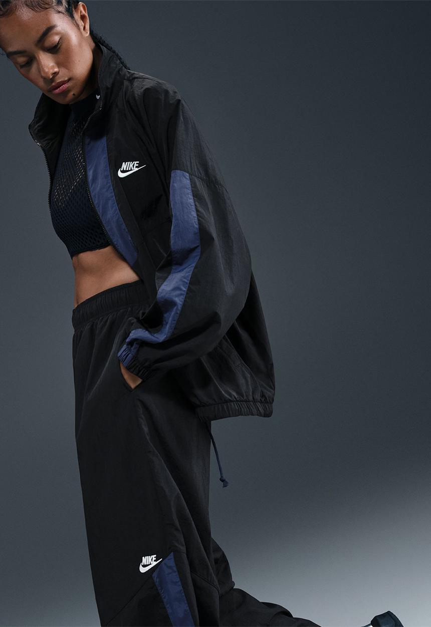 Nike - Nike Wide Leg Woven Pant - Black/Sail