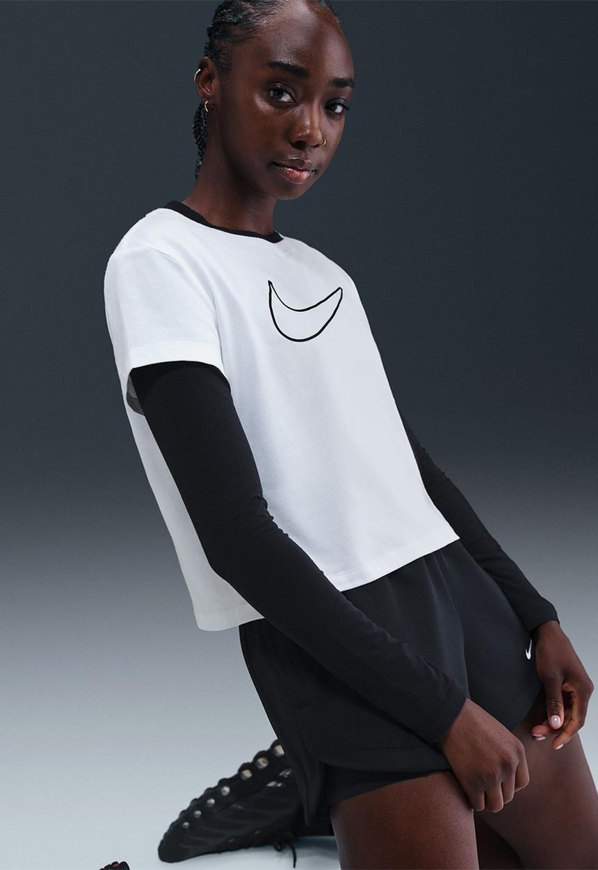 Nike - Nike womens club tee - white/black