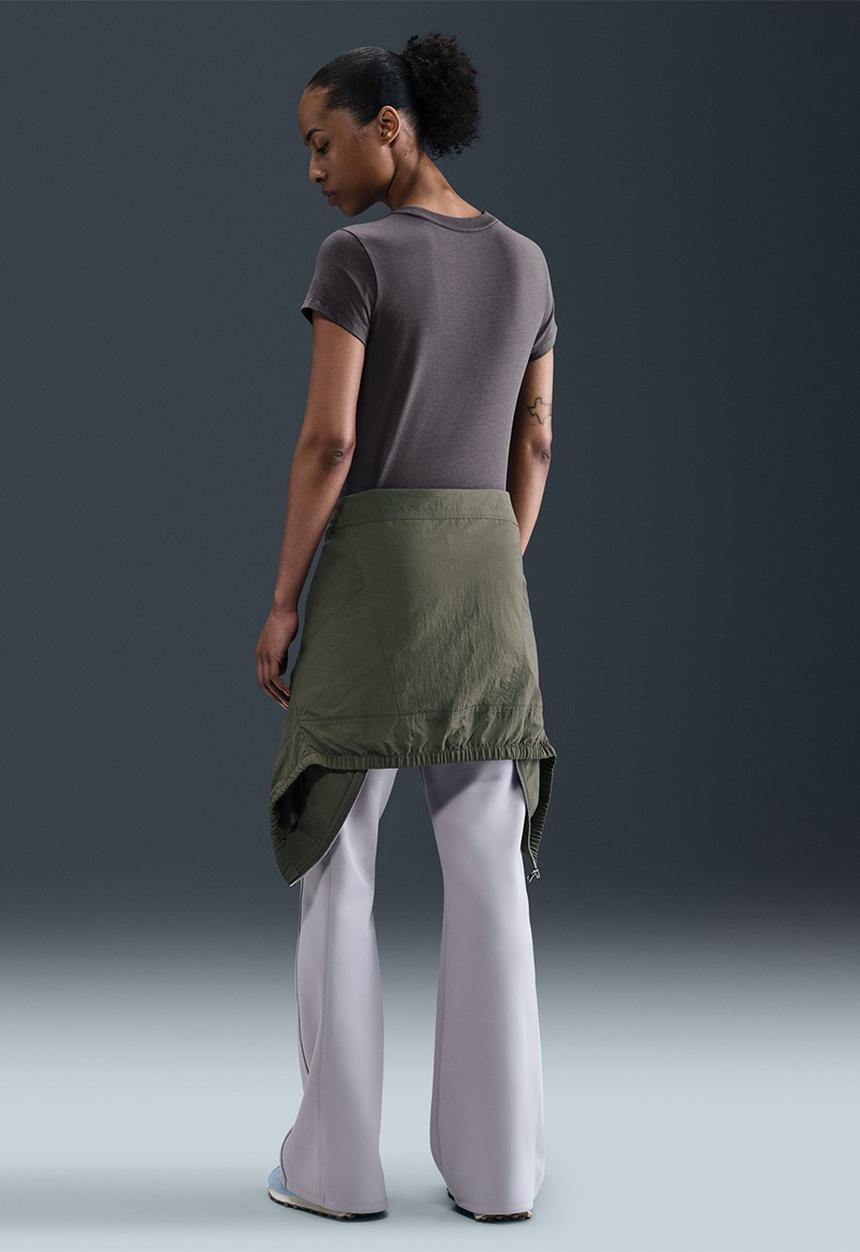Nike - Nike womens chill knits cropped tee - thunder grey/sail