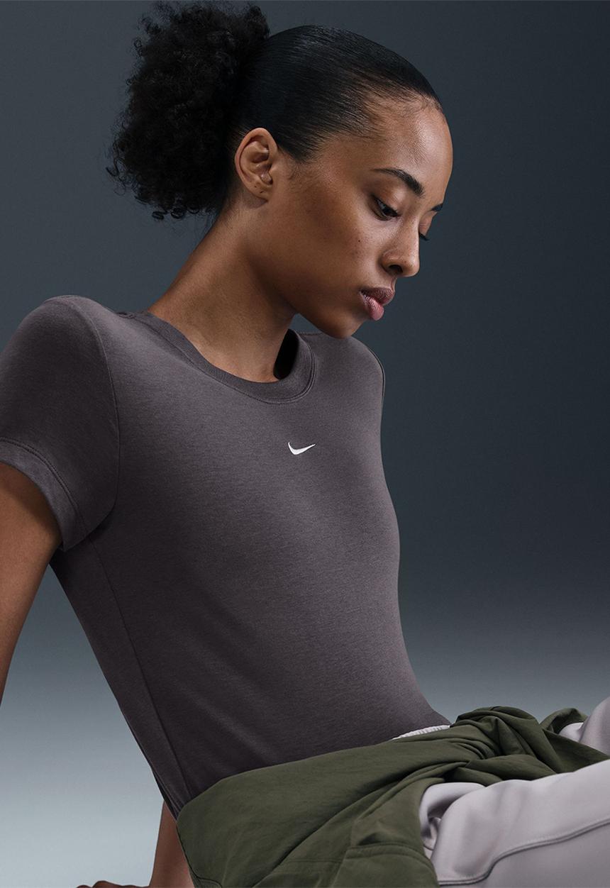 Nike - Nike womens chill knits cropped tee - thunder grey/sail