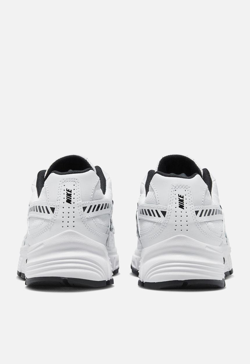 Nike - Initiator