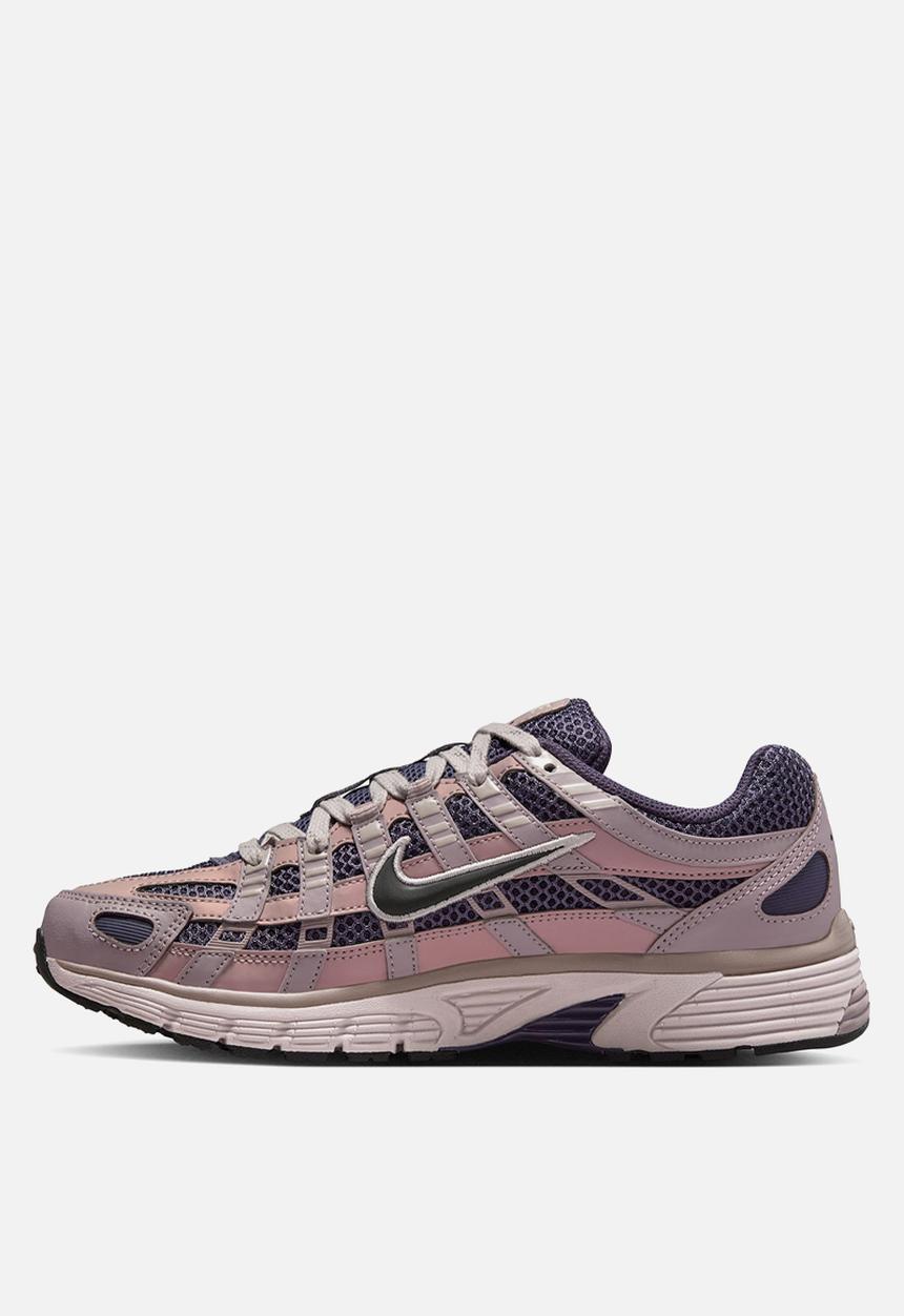 Nike - Nike P-6000 SE