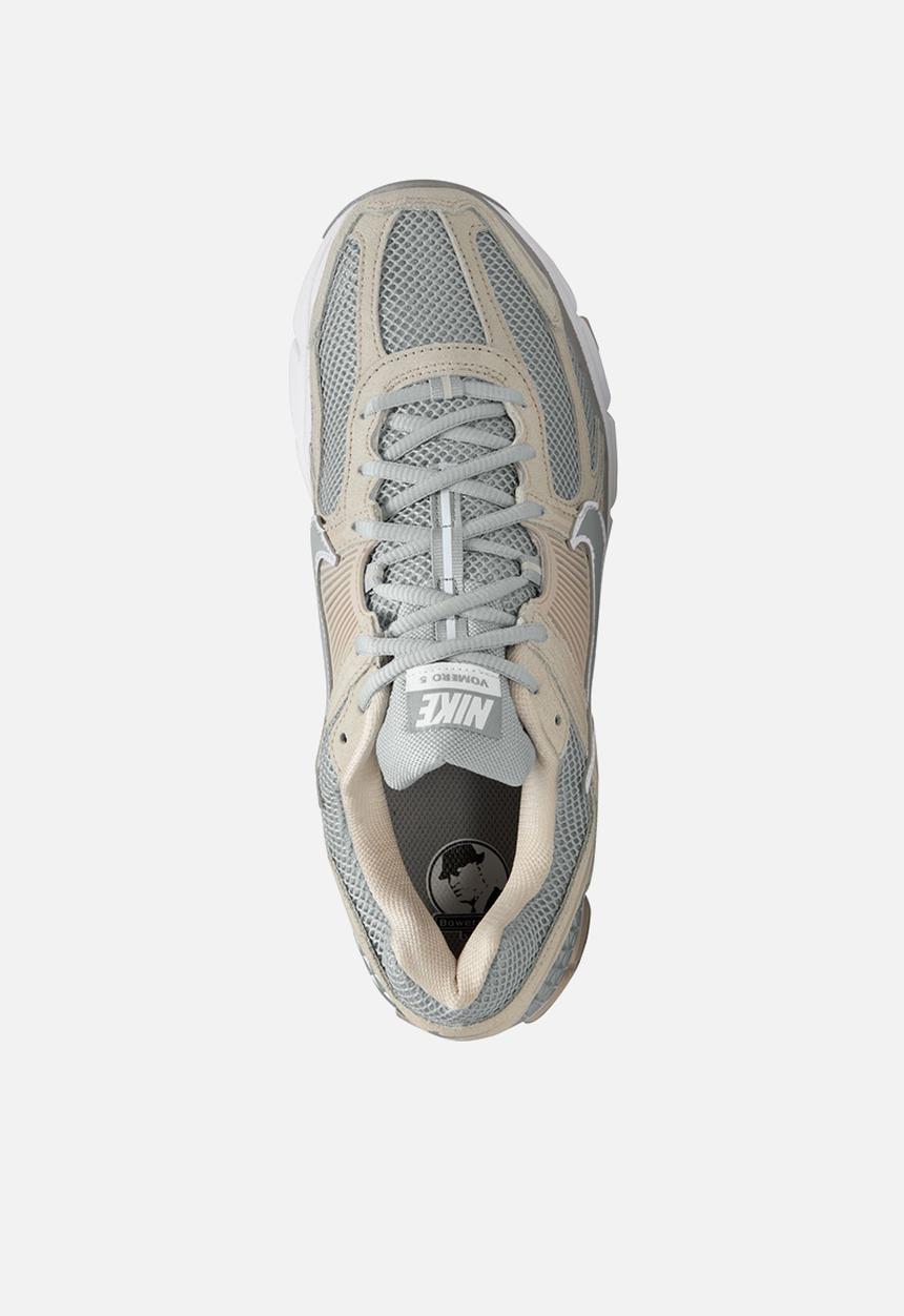 Nike - Nike Zoom Vomero 5