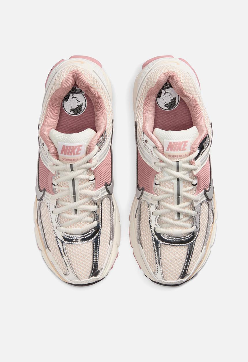 Nike - Nike Zoom Vomero 5