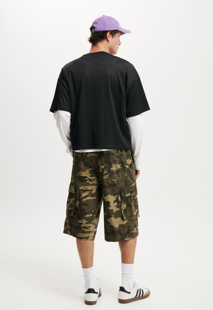 Cotton On - Super Baggy Cargo Short - Camo