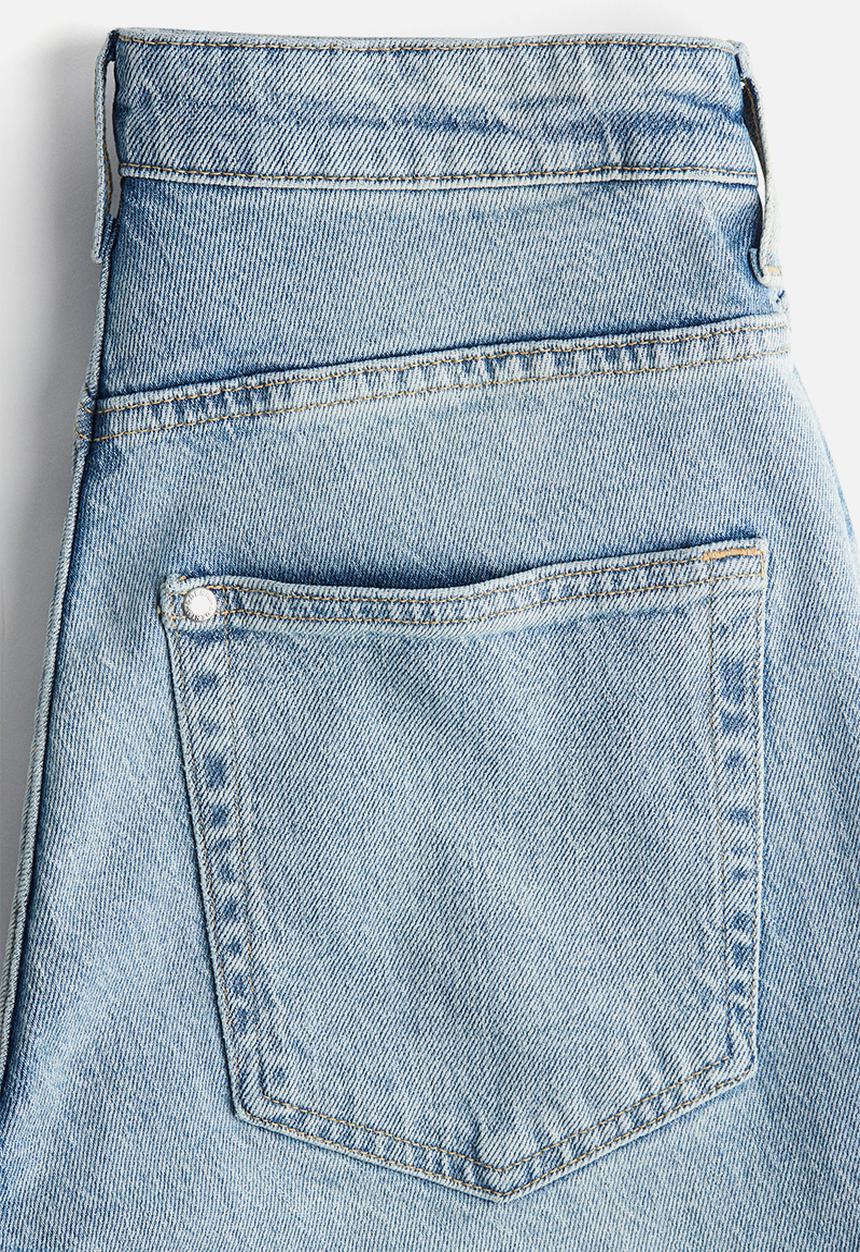 H&M - Curvy fit flared high jeans - light denim blue