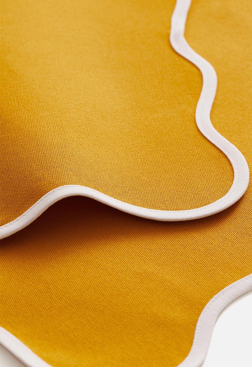 H&M - 2-Pack water-repellent place mats - mustard yellow/white