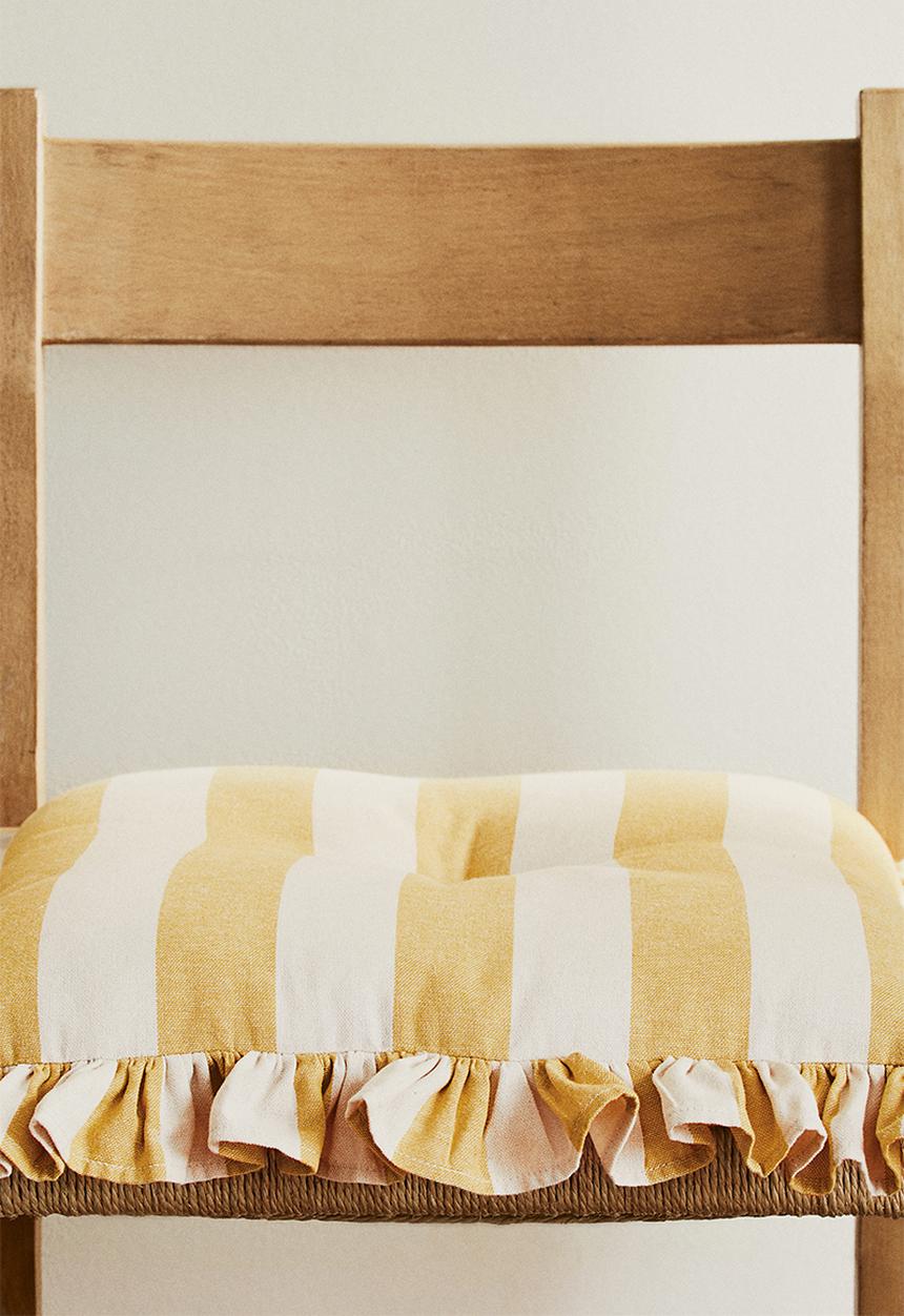 H&M - Frill-trimmed cotton seat cushion - yellow/striped