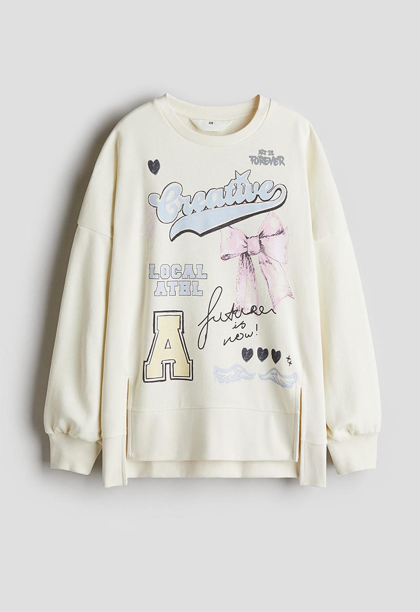 H&M - Oversized sweatshirt - cream creative