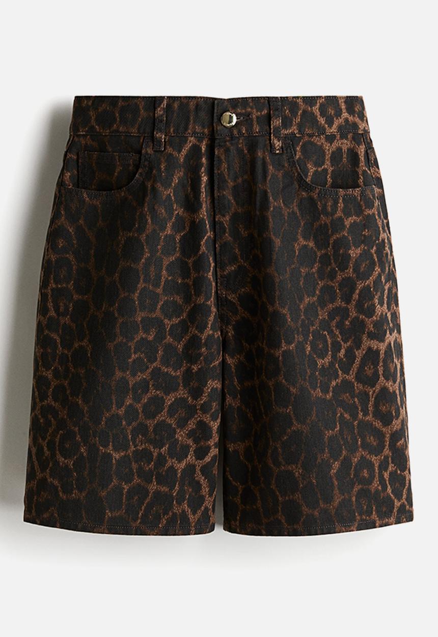 H&M - Denim bermuda shorts - dark brown/leopard print