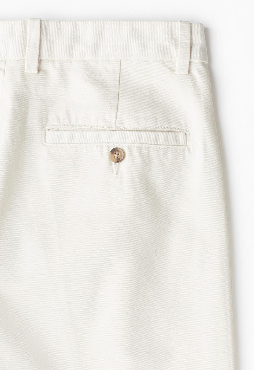 H&M - Regular fit crease-leg chinos - white