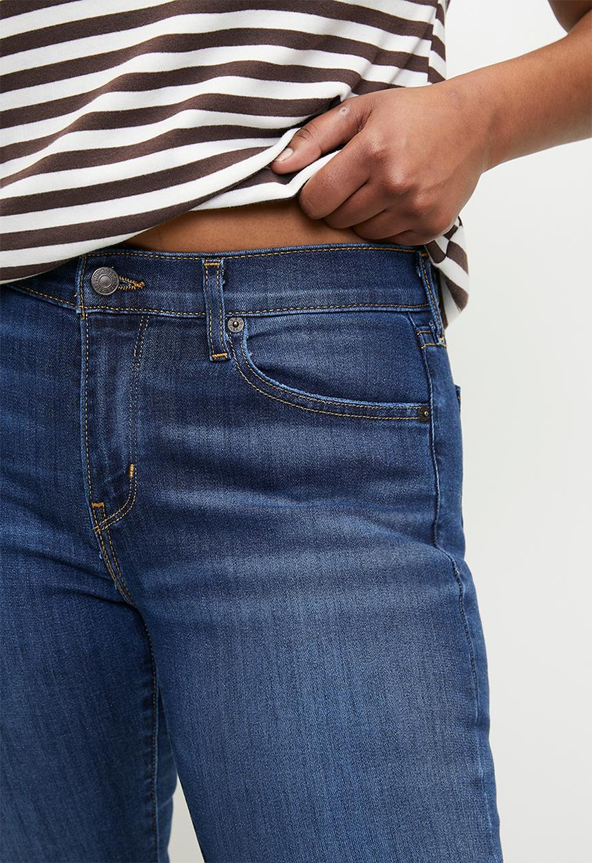 Levi’s® - Curvy Straight Jeans ZA - Make It Snappy 25