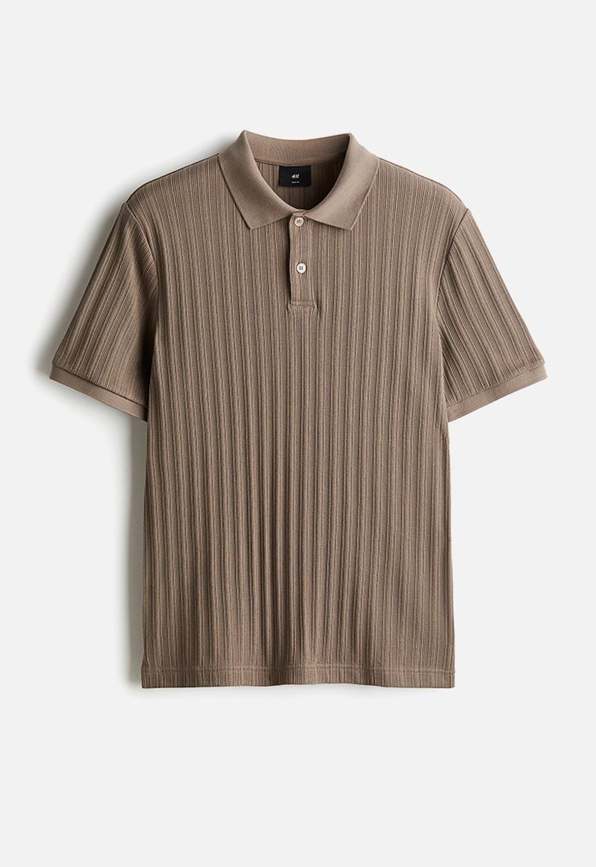 H&M - Slim fit textured jersey polo shirt - dark beige