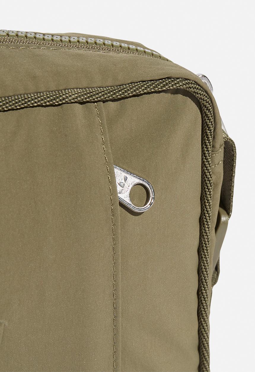 adidas Originals - Everyday Icons Small Item Bag - Olive