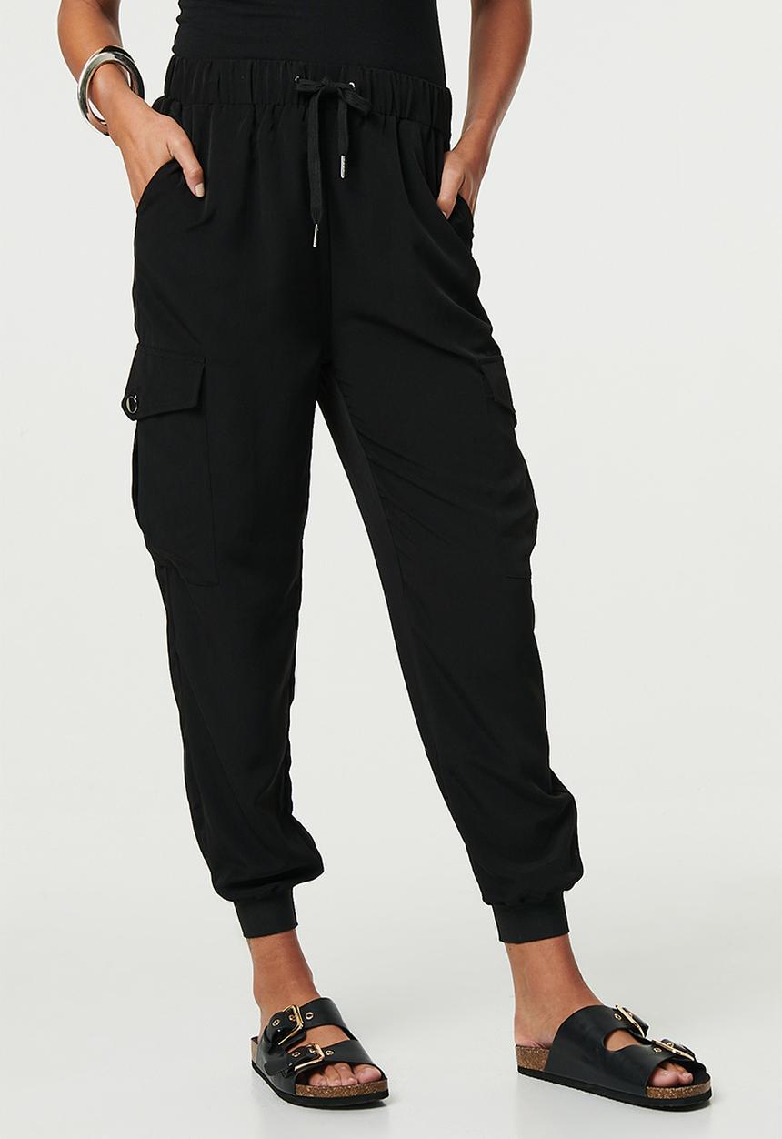 Izabel London - Capri length ribbed and cuffed cargo suit pant - Black