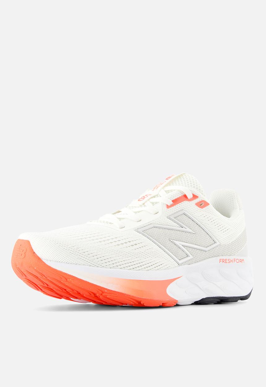 New Balance  - Fresh Foam 520