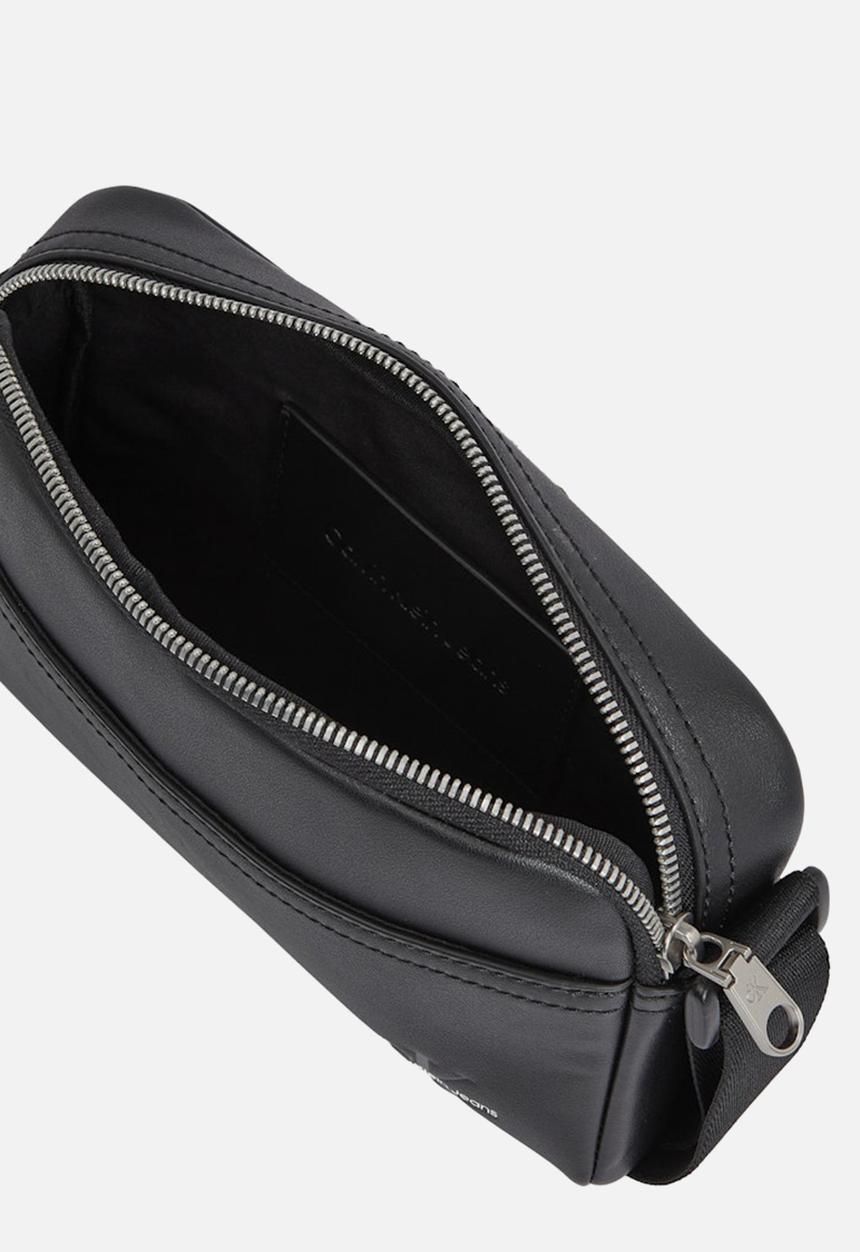 Calvin Klein - Mono Logo Camera Bag 22 - Na Black