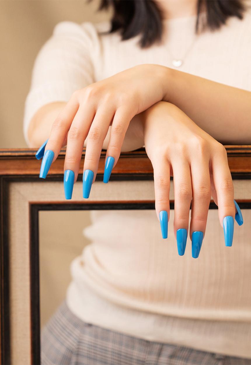 Morgan Taylor - I Was Framed  Nail Lacquer 15ml   - Cerulean Blue Crème