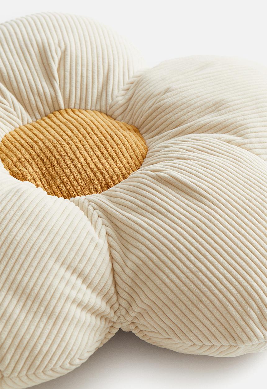 H&M - Flower-shaped cushion - light beige flower