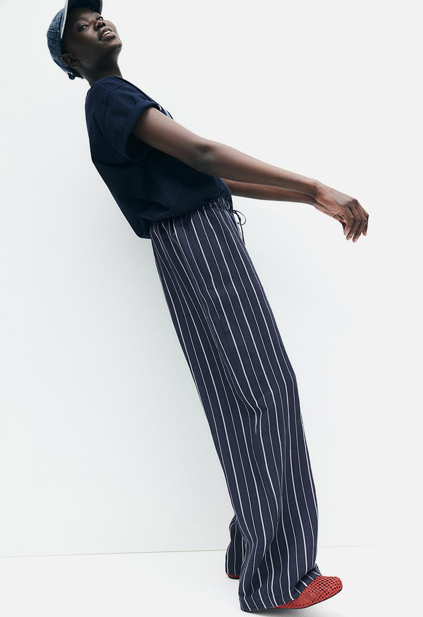 H&M - Linen-blend trousers - navy blue striped