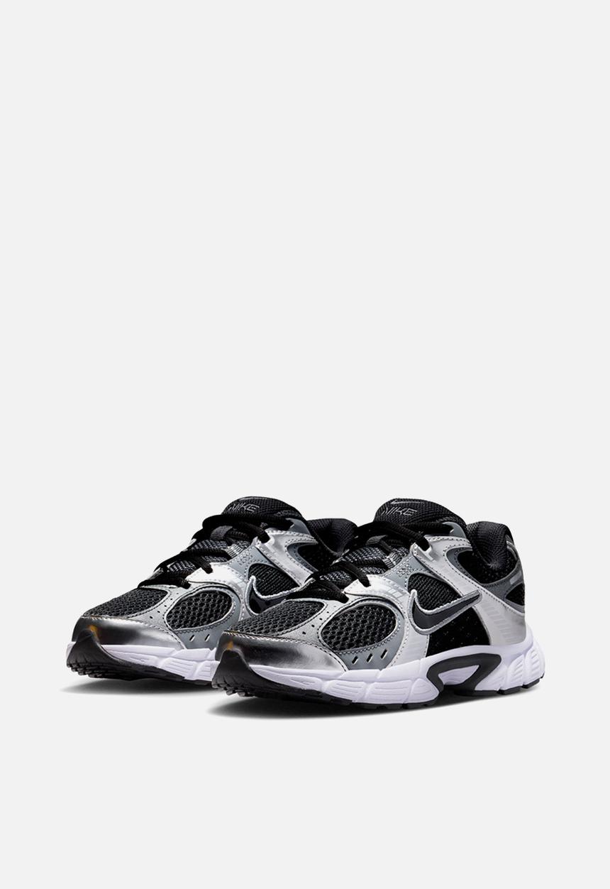 Nike - Nike V5 Rnr Grade School
