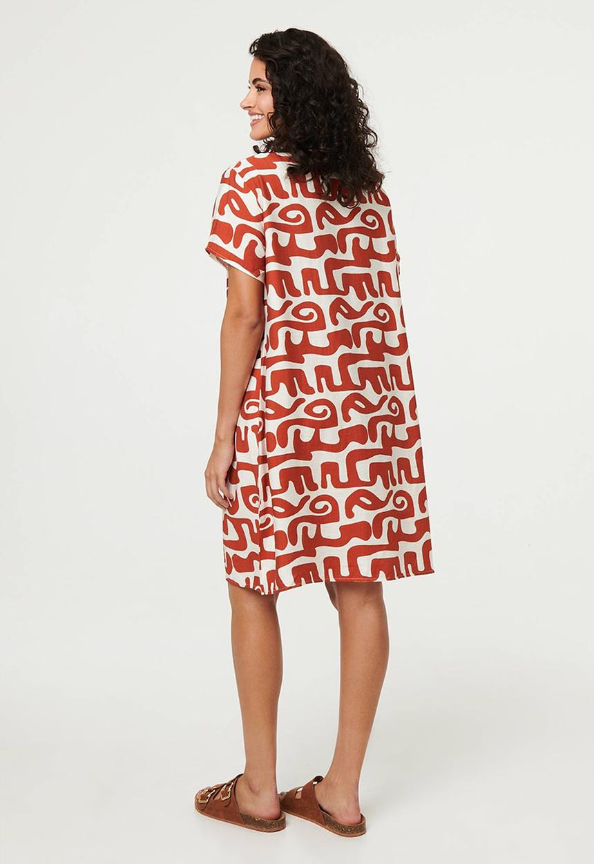 Izabel London - Oversized sack Dress with front pocket detail - Rust
