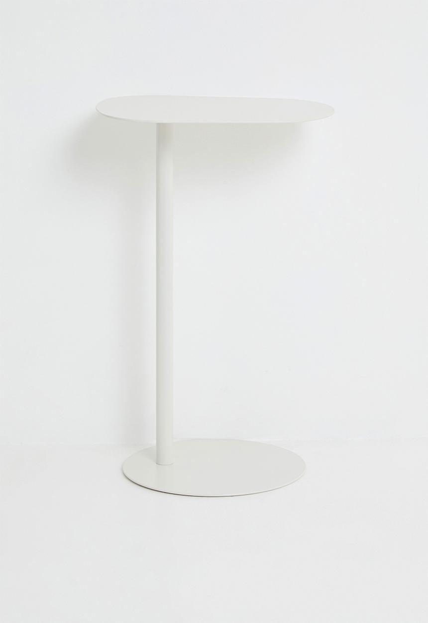 H&S - Organic side table - natural