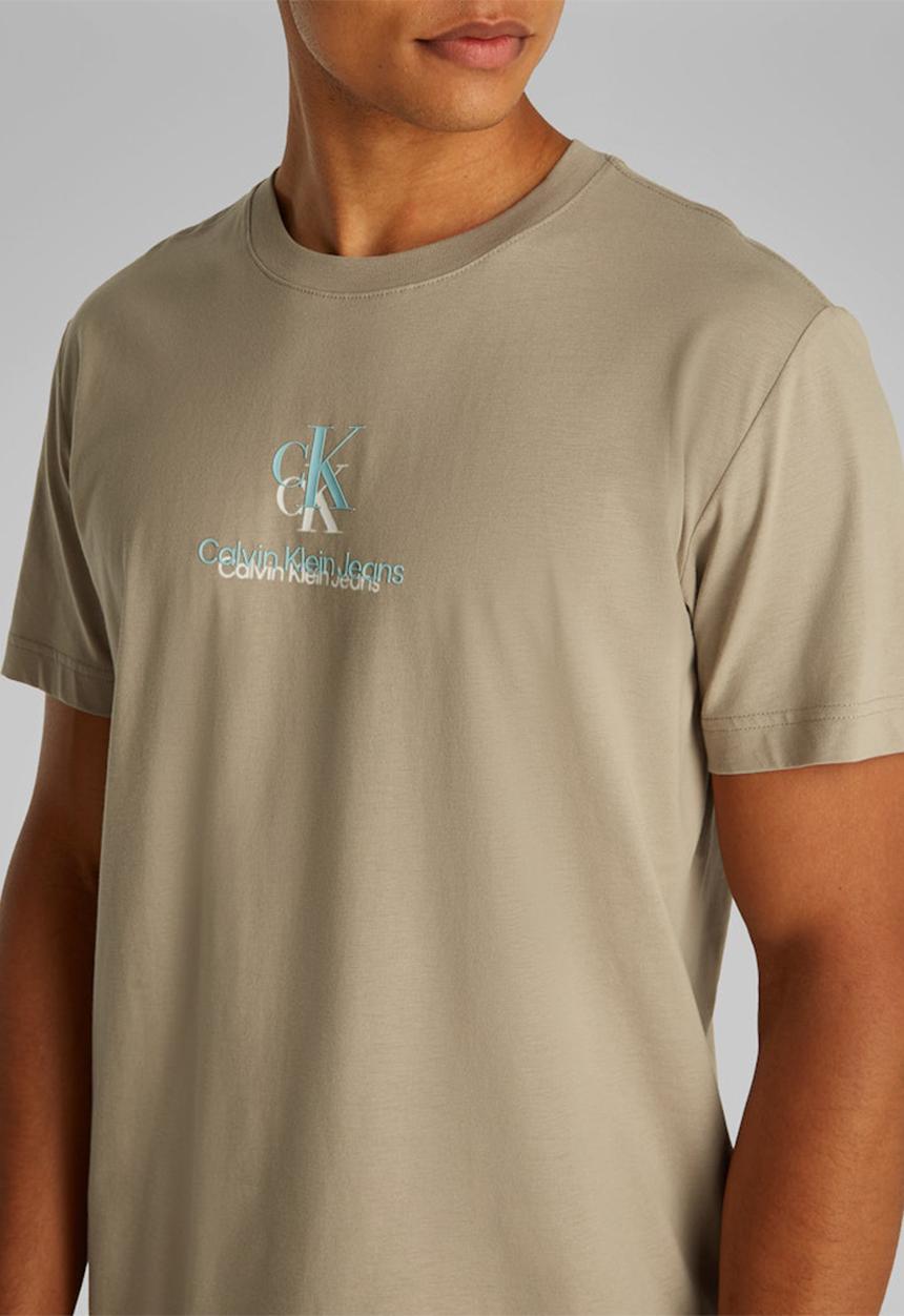 Calvin Klein - Shadow Logo Tee - Aluminum