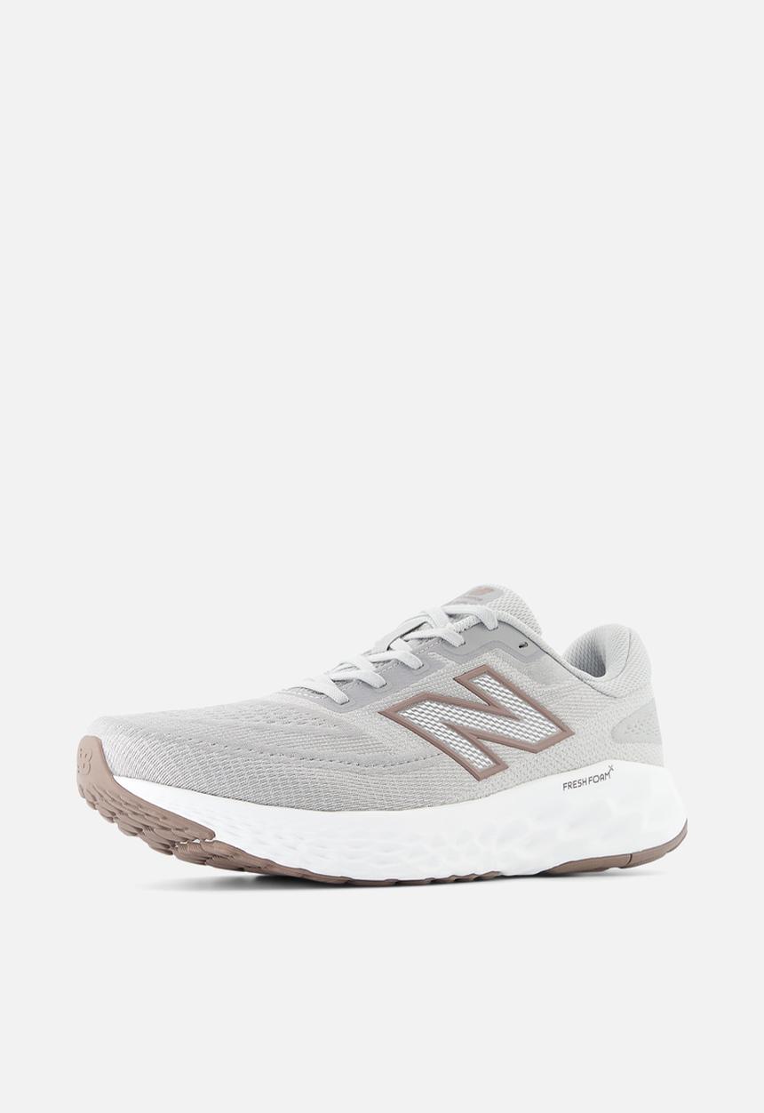 New Balance  - FRESH FOAM MEVOZ