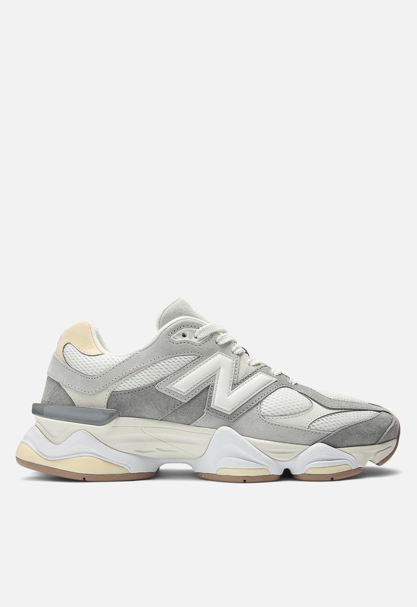 New Balance  - 9060
