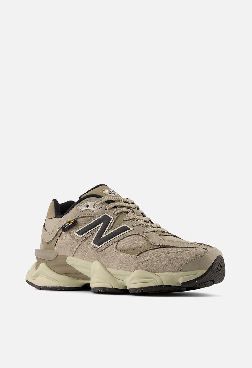 New Balance  - 9060