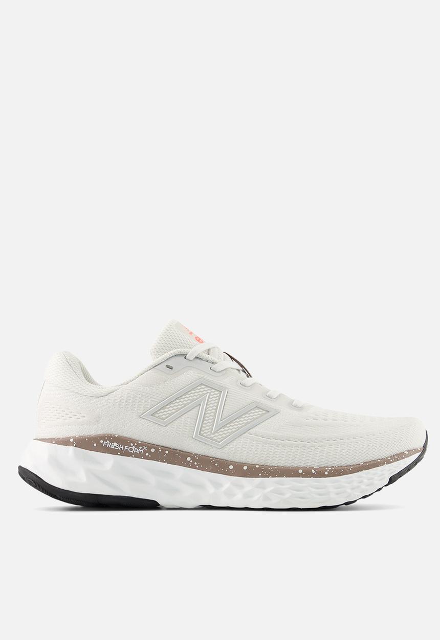 New Balance  - Fresh Foam X EVOZ v4