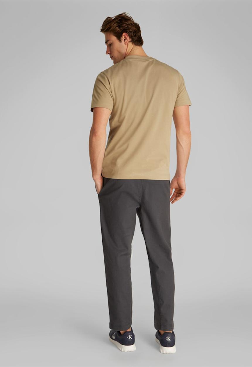 Calvin Klein - Woven Label Regular Tee - Tree House