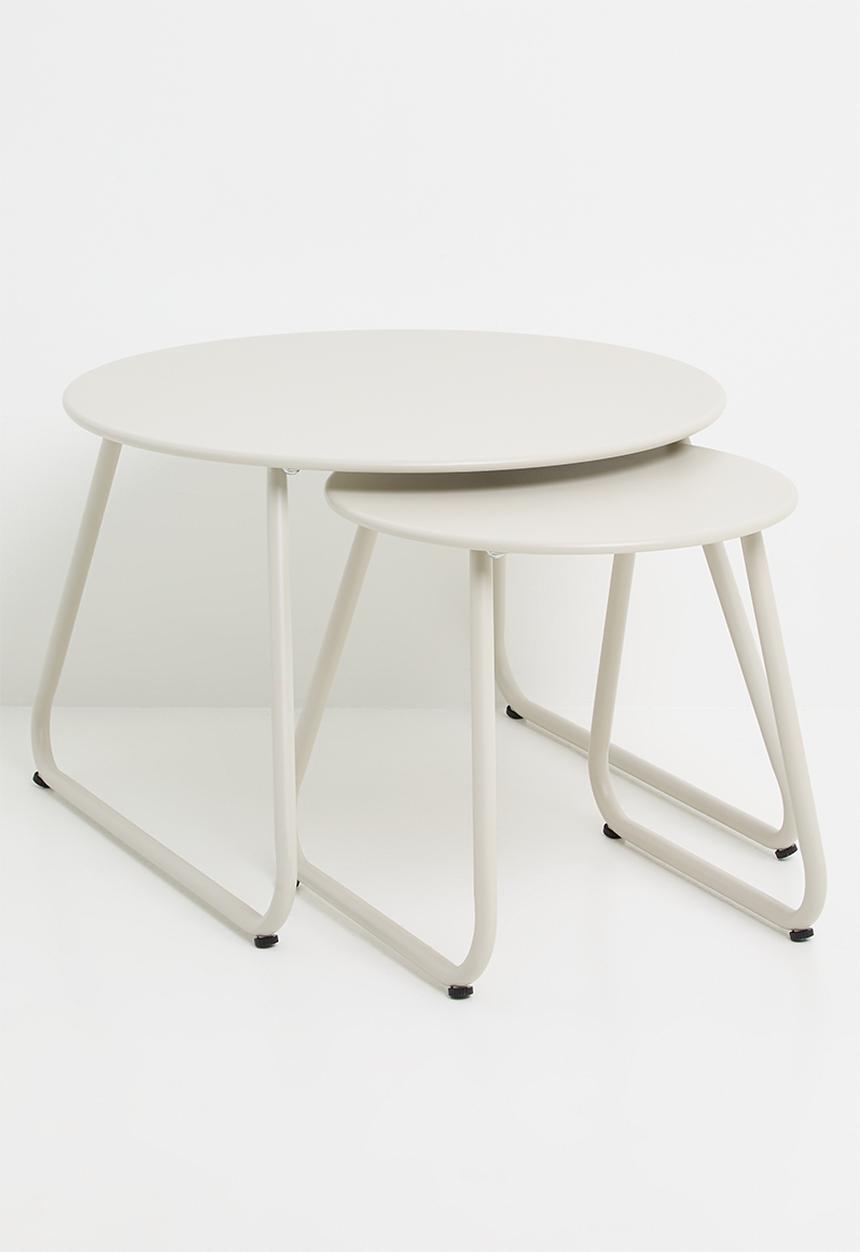 H&S - Outdoor table set - neutral