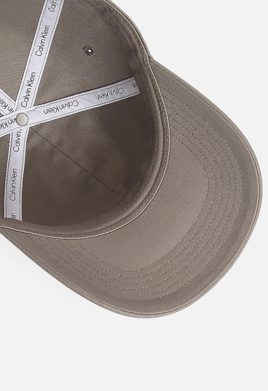 Calvin Klein - 6 Panel Sm Monologo Patch Cap - Crockery