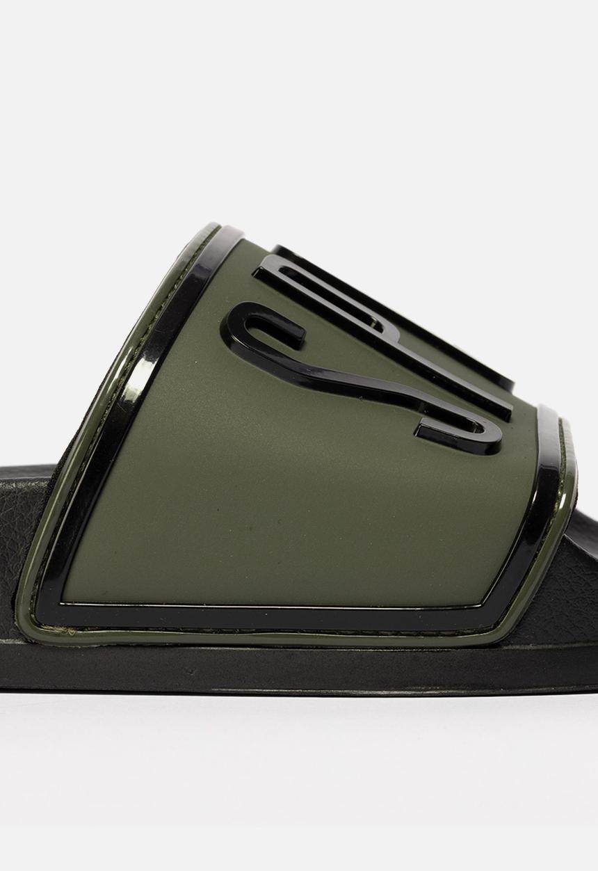 S.P.C.C - Packham Slider - Hawthorne
