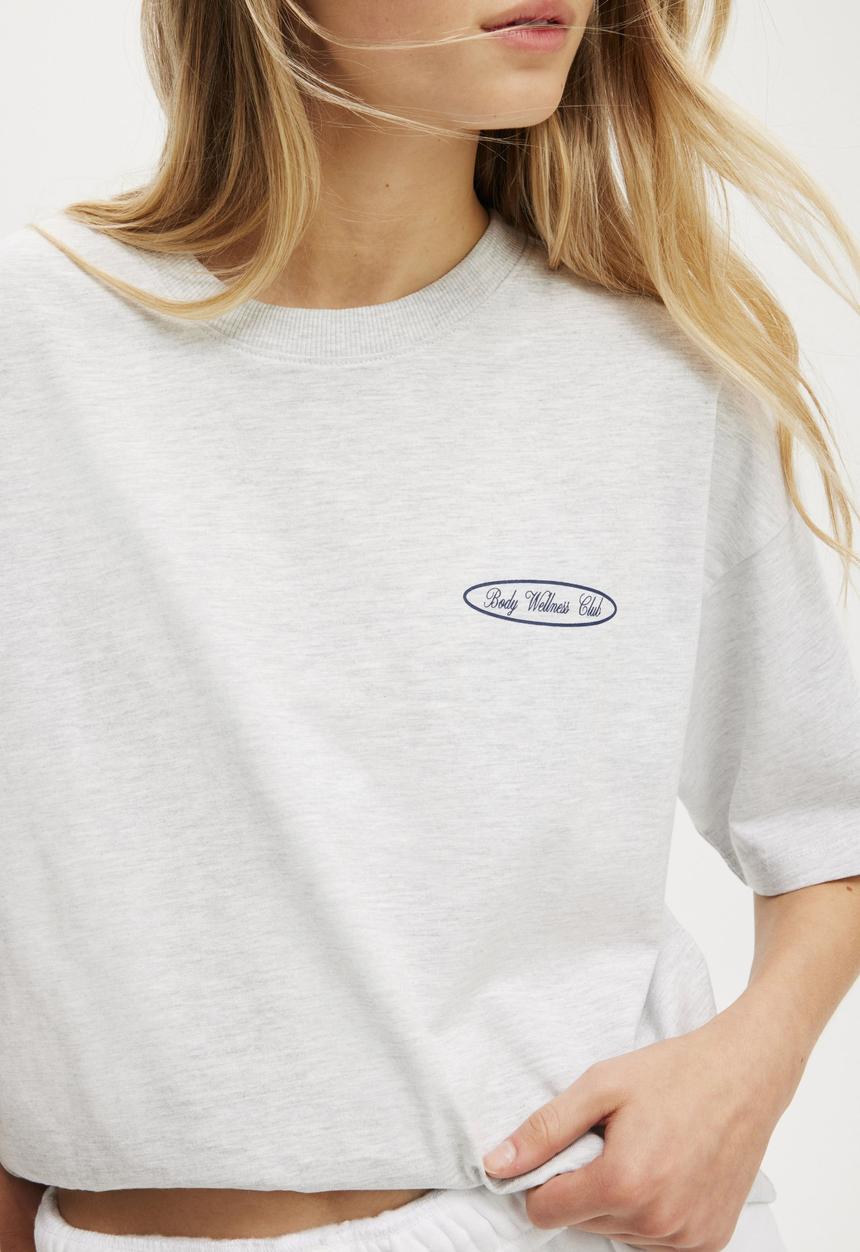 Cotton On - Active Graphic Tee - Light Grey/Body Wellness