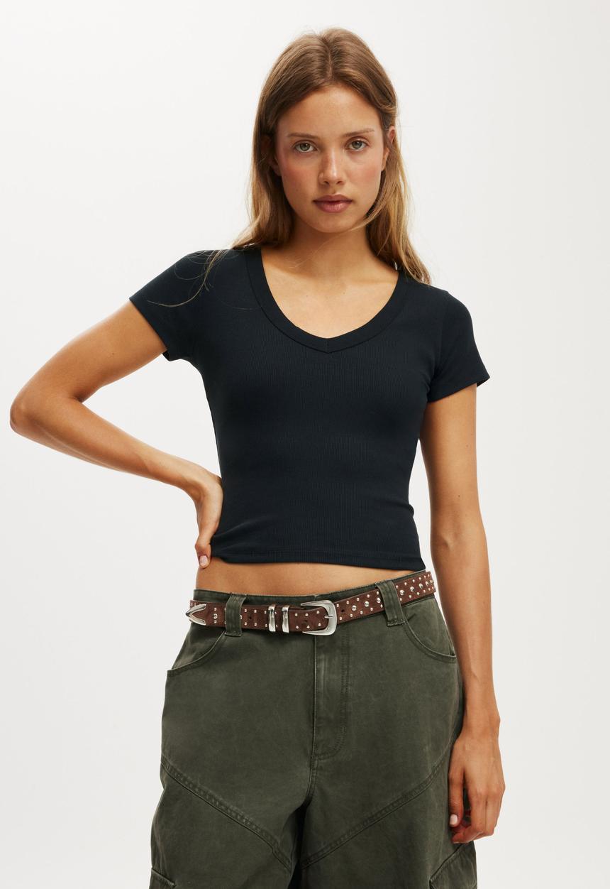 Cotton On - Goldie Rib V Neck Short Sleeve - Black